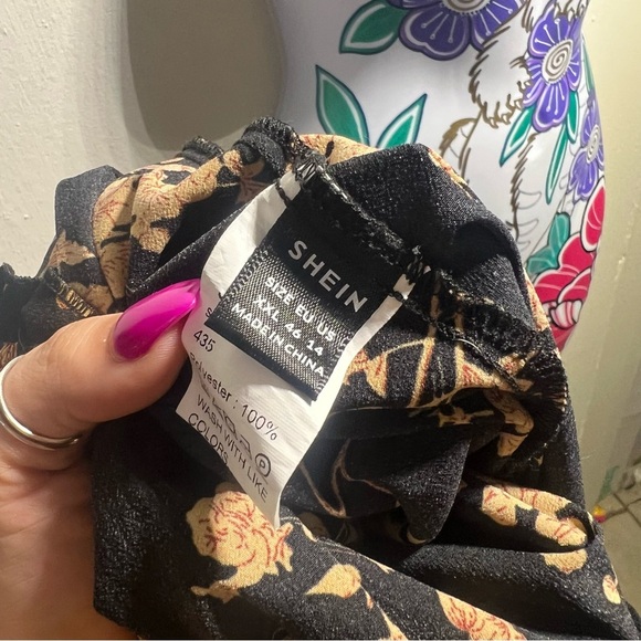 Shein Cold Shoulder Black Gold Floral Dress - Picture 4 of 5